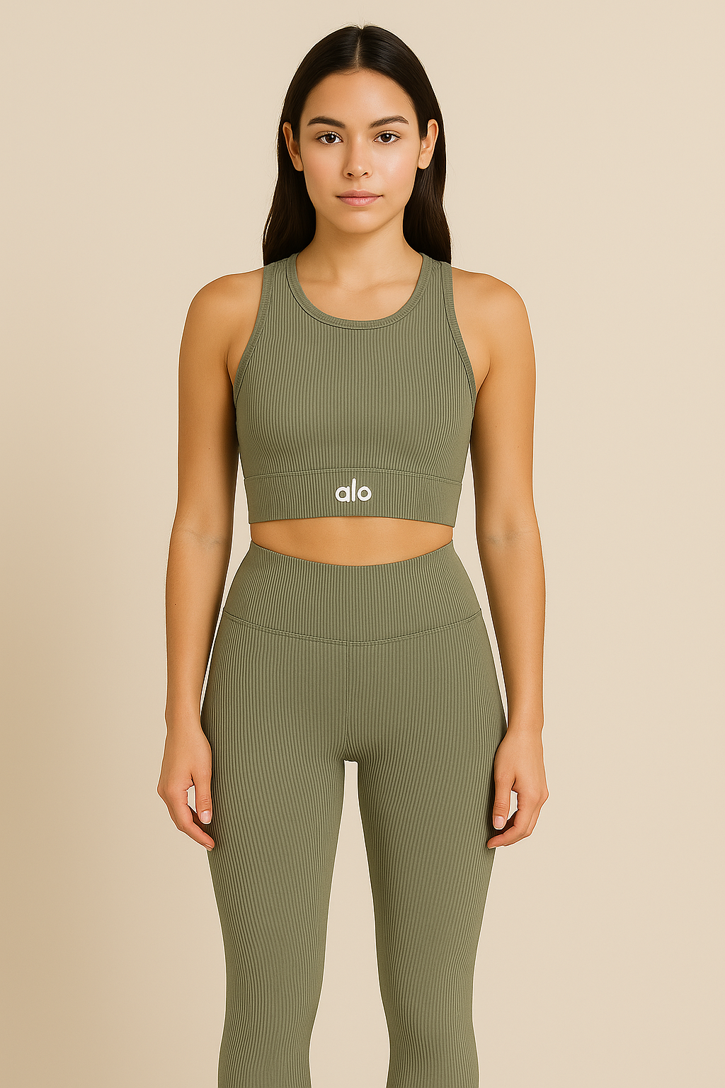 Conjunto deportivo verde militar Top crop cuello redondo + Leggings acanalados